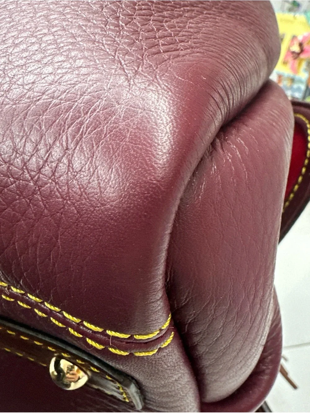 Dooney & Bourke stylish burgundy